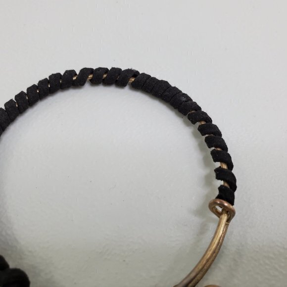 Sliding Bracelet Wrap Charm Gold Tone‎ Green Beaded - Picture 3 of 5